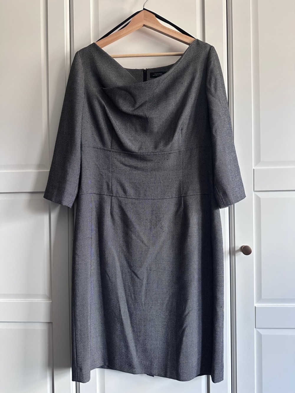 Tahari Elegant Gray Women's Sheath Dress - Classic Draped Neck